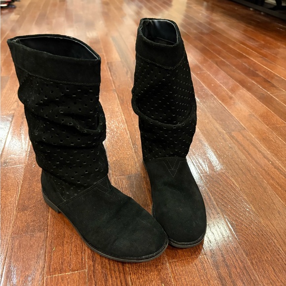 Black Suede Women's Boots - Picture 3 of 9